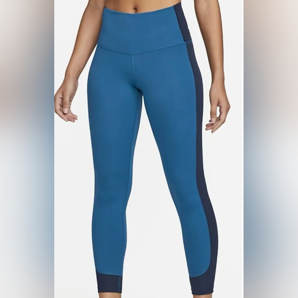 NWT 1X Nike Yoga 7/8 Leggings